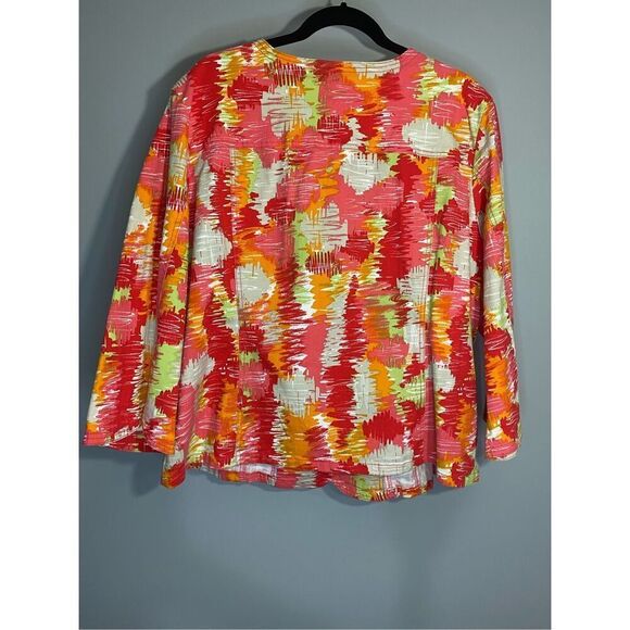 Size 20W, hearts of palm woman, jean jacket with vibrant pattern.  Like new. - Picture 6 of 10